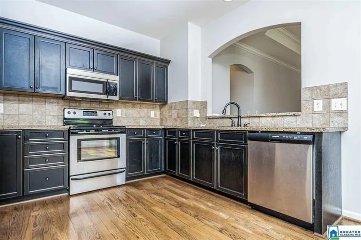 Dark Kitchen Cabinets